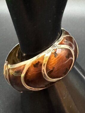 Clamper Bangle Bracelet Gold Tone Brown Enamel or glass